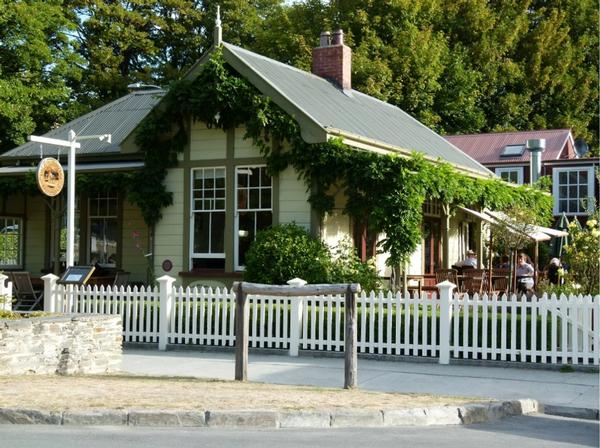 Postmasters, Arrowtown